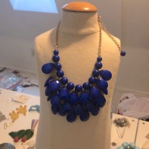 Blue necklace and earrings set